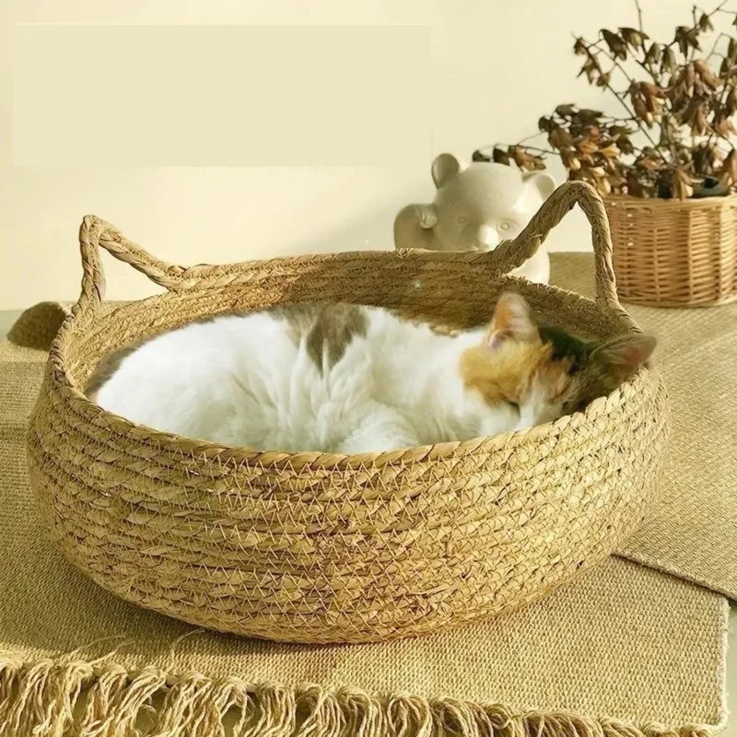 Seasonal warmth pad for all four seasons - Cozy and warm handmade woven vine cat nest with detachable and washable winter pet su
