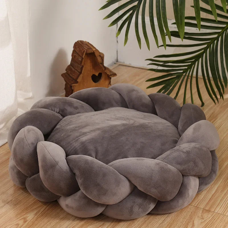 Non-slip Winter Round Soft Pet Bed for Dogs and Cats Anti-scratch Cushion for Deep Sleep Puppy Basket Kennel with Removable Pad